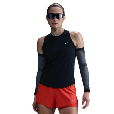 Womens Nike Swift Dri-fit Tank Top Black / M